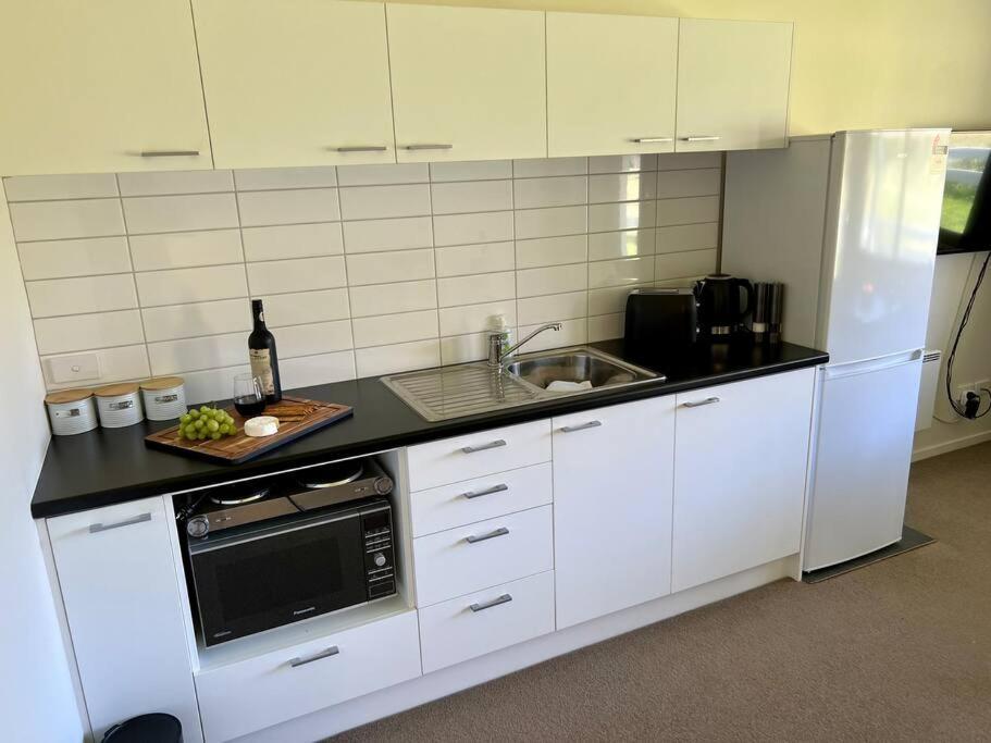 Unit A9, Adorable Holiday Unit With Stunning Views Otematata Exterior foto